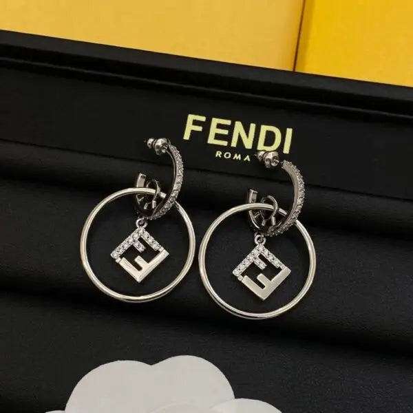 Fendi Jewelry |