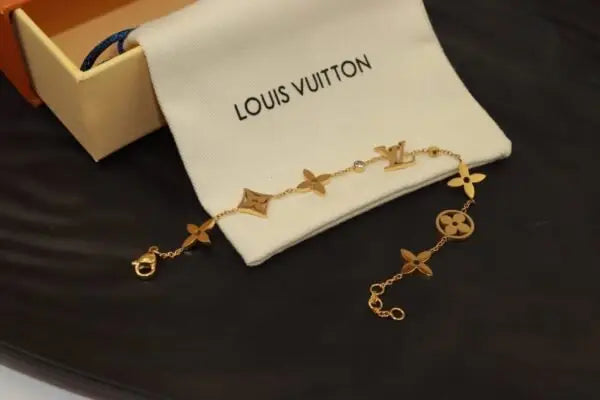 Louis Vuitton Jewelry |