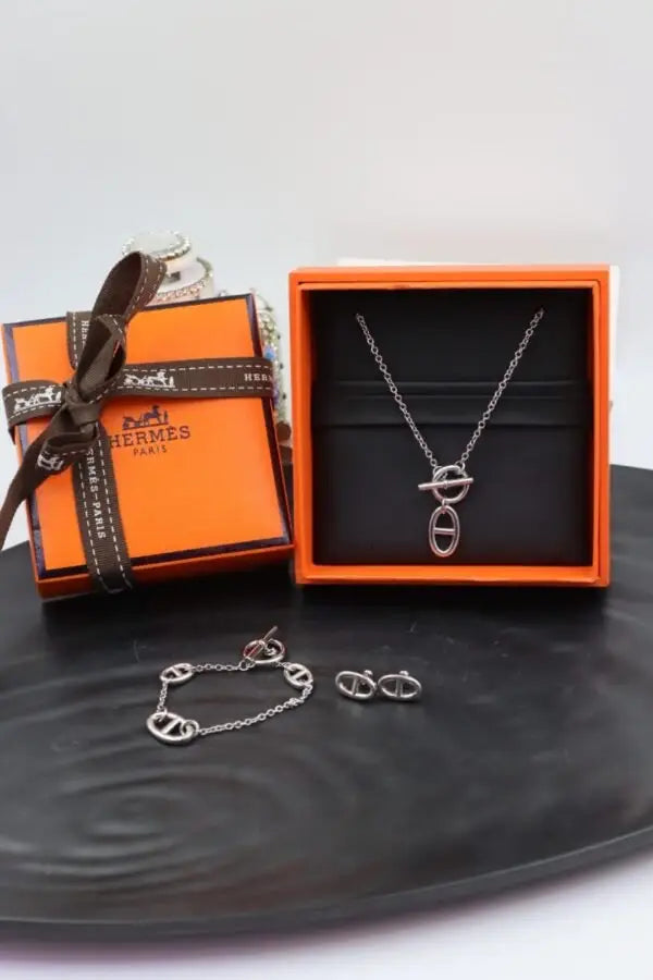 Hermès Jewelry |
