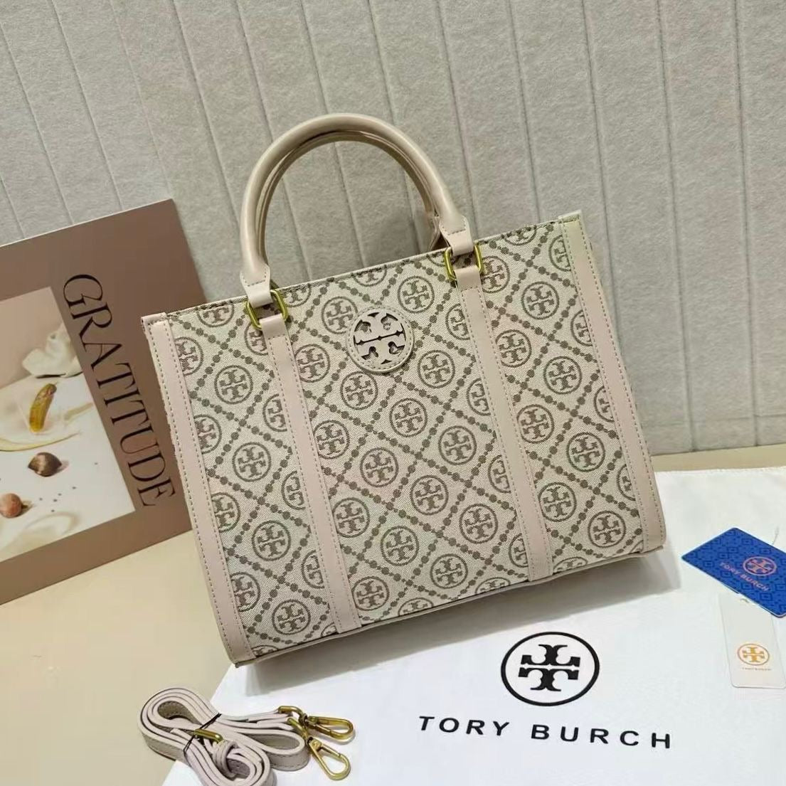 Premium Bag 389B9592