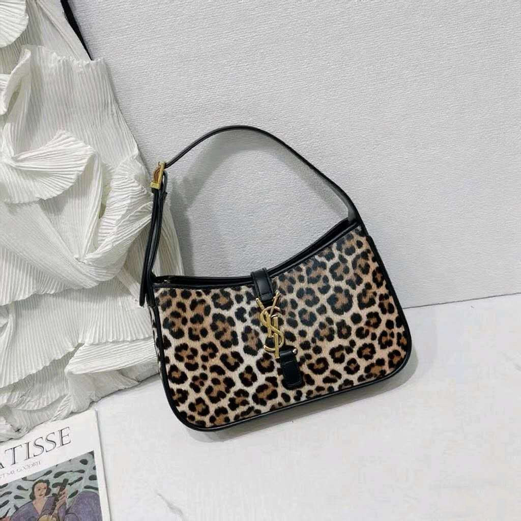 Premium Bag 40FD3BCF