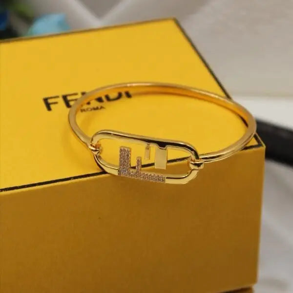 Fendi Jewelry |