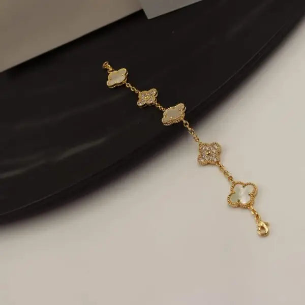 Van Cleef & Arpels Jewelry |