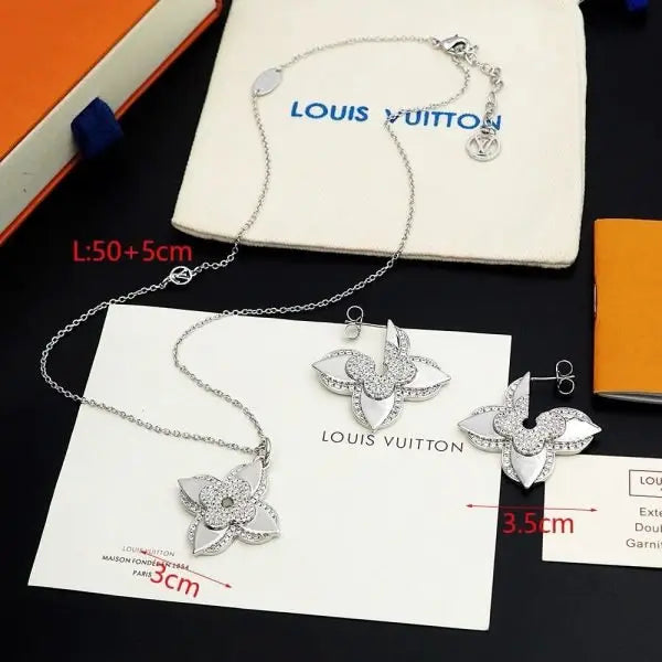 Louis Vuitton Jewelry |