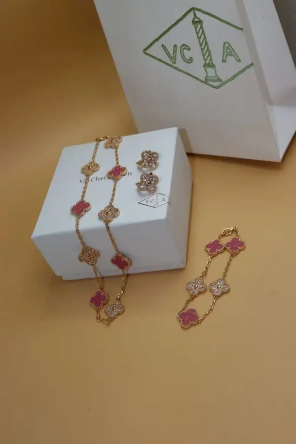 Van Cleef & Arpels Jewelry |