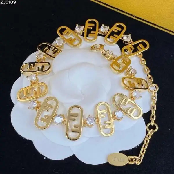 Fendi Jewelry |