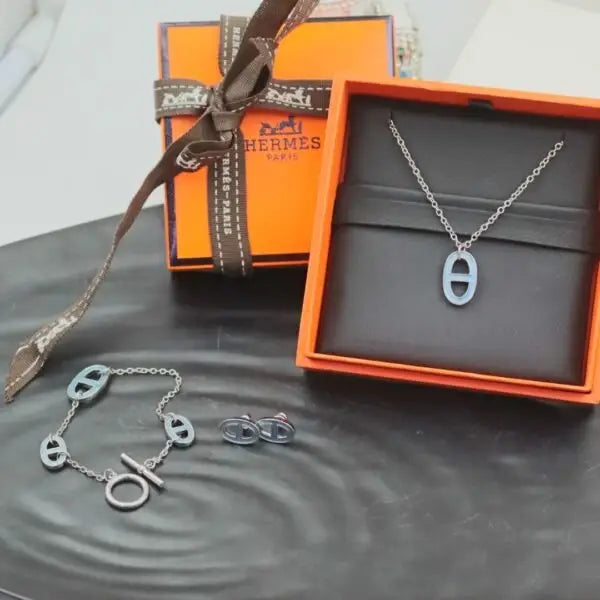 Hermès Jewelry |