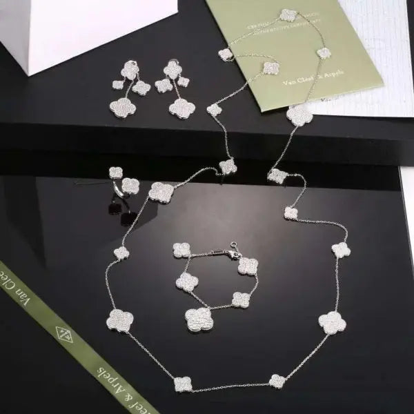 Van Cleef & Arpels Jewelry |