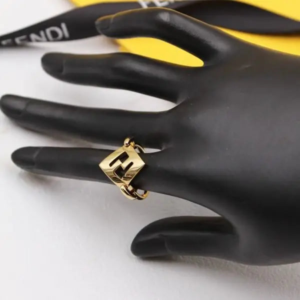 Fendi Jewelry |