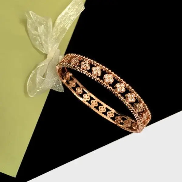 Van Cleef & Arpels Jewelry |