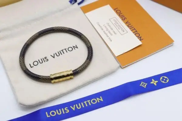 Louis Vuitton Jewelry |