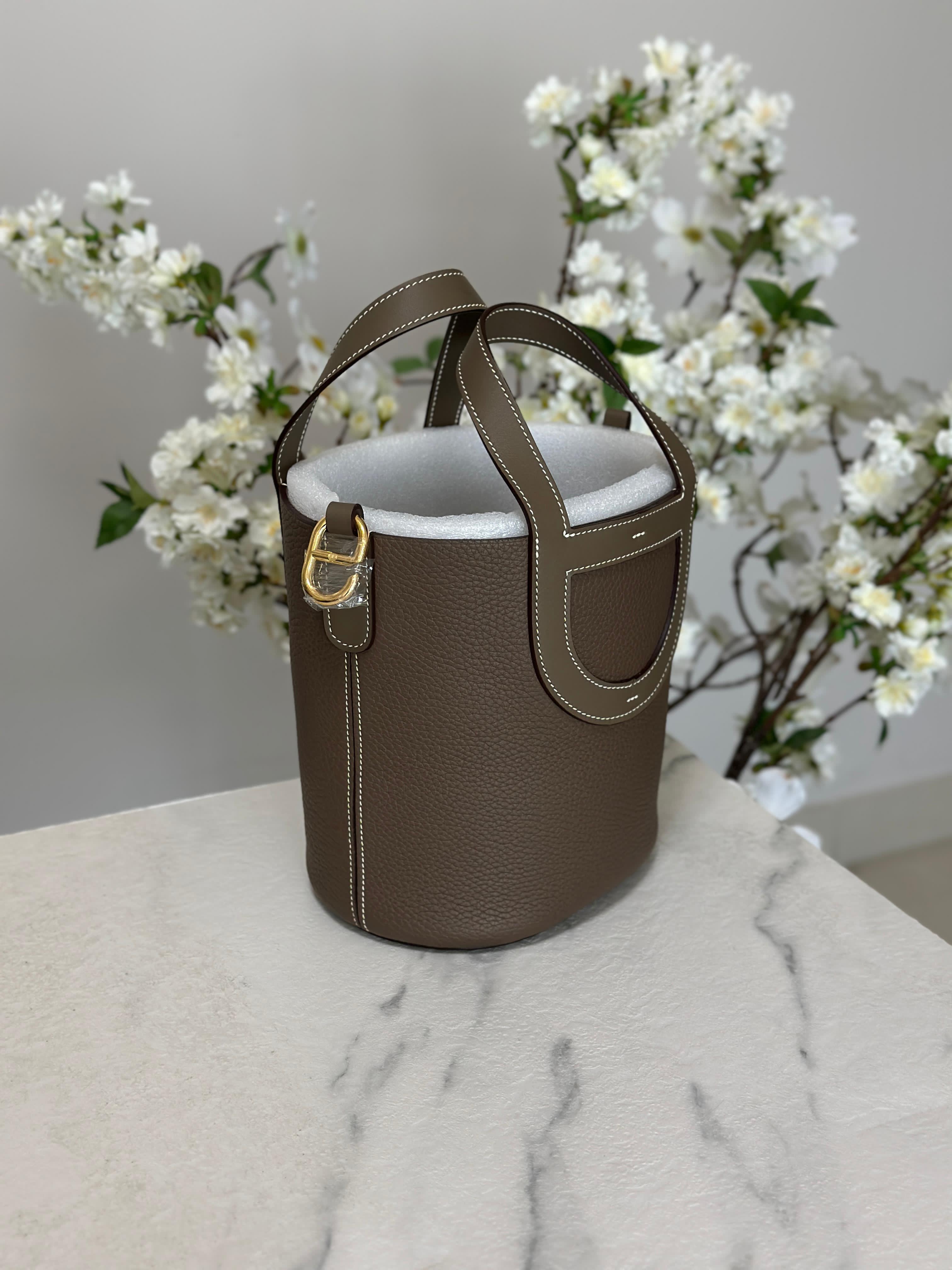 Luxury Item | Supertop 137