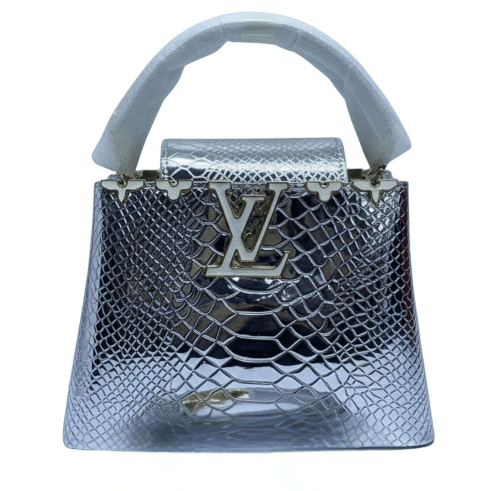 Louis Vuitton Bag | Capucines Metallic Silver