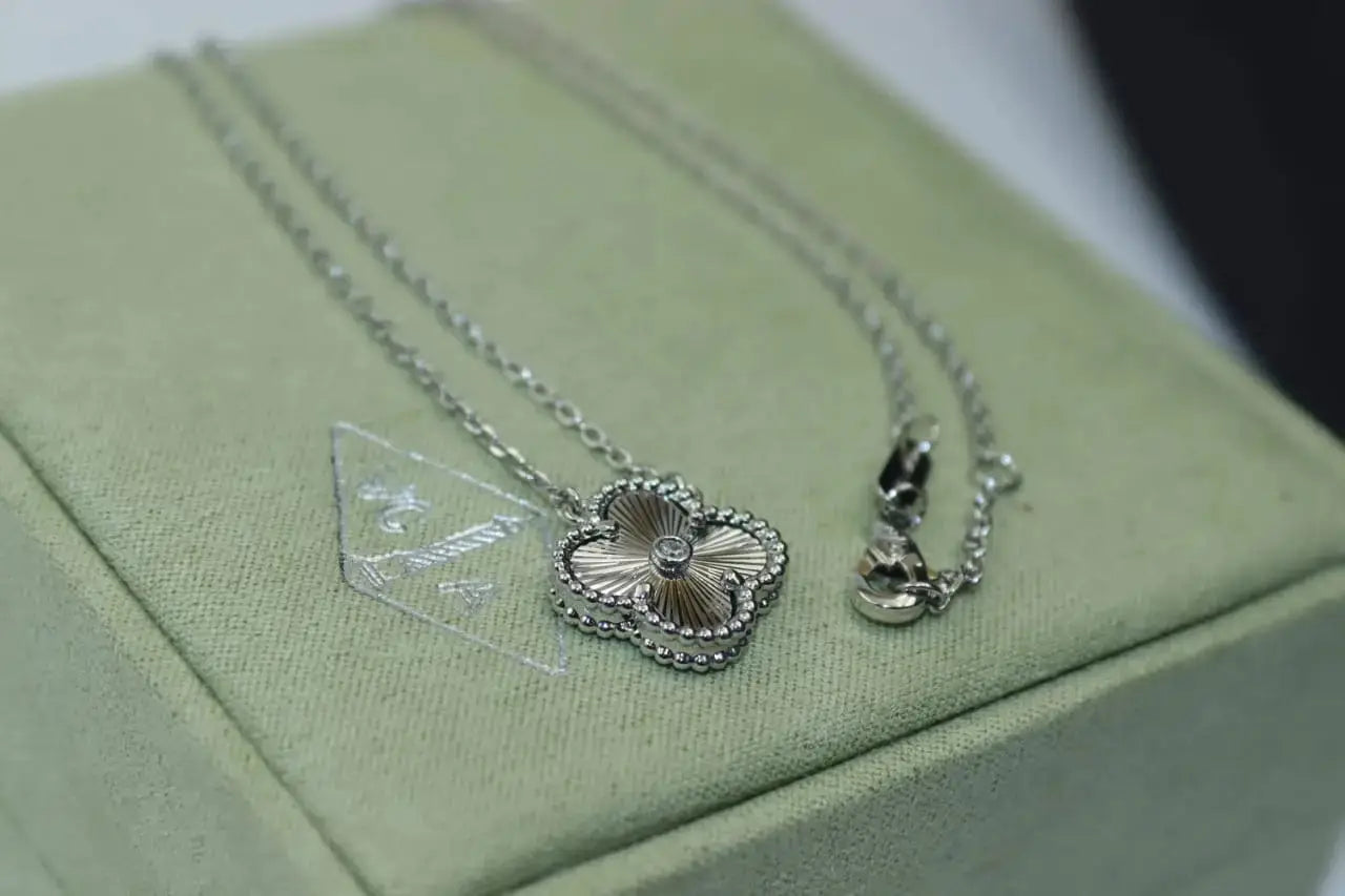 Van Cleef & Arpels Jewelry |